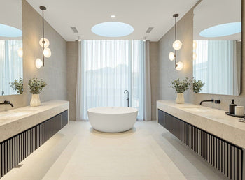 A round stone bath in bathroom