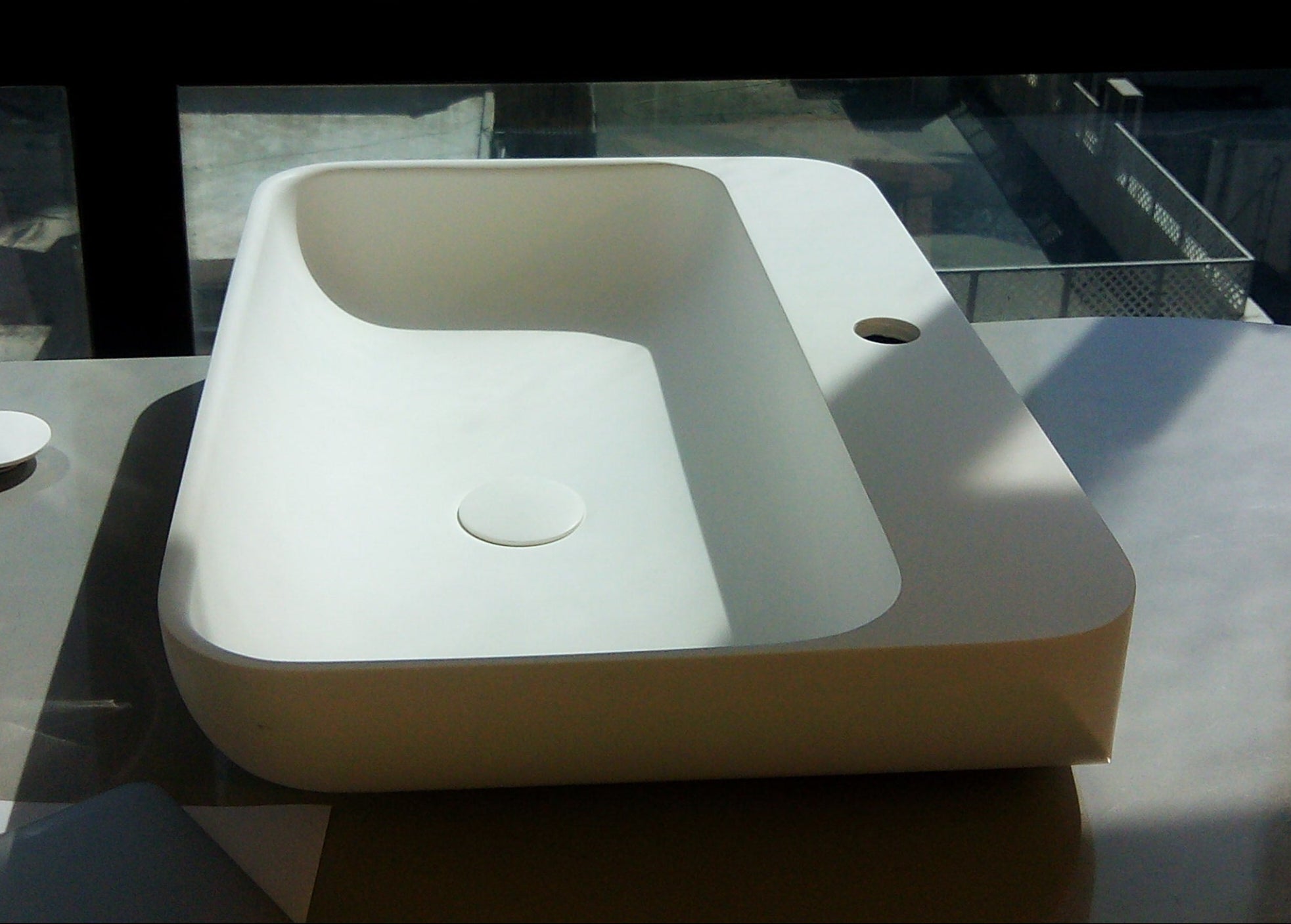 Junior Round Trough Basin 750mm