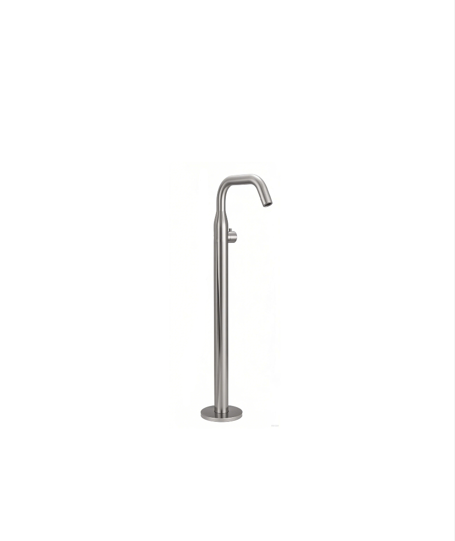Yamba Marine Grade 316L Stainless Steel. Modern Outdoor bath filler. Available in Brushed Stainless Steel, Brushed Gun Metal, Brushed Gold. Toka tapware. Stonebaths.