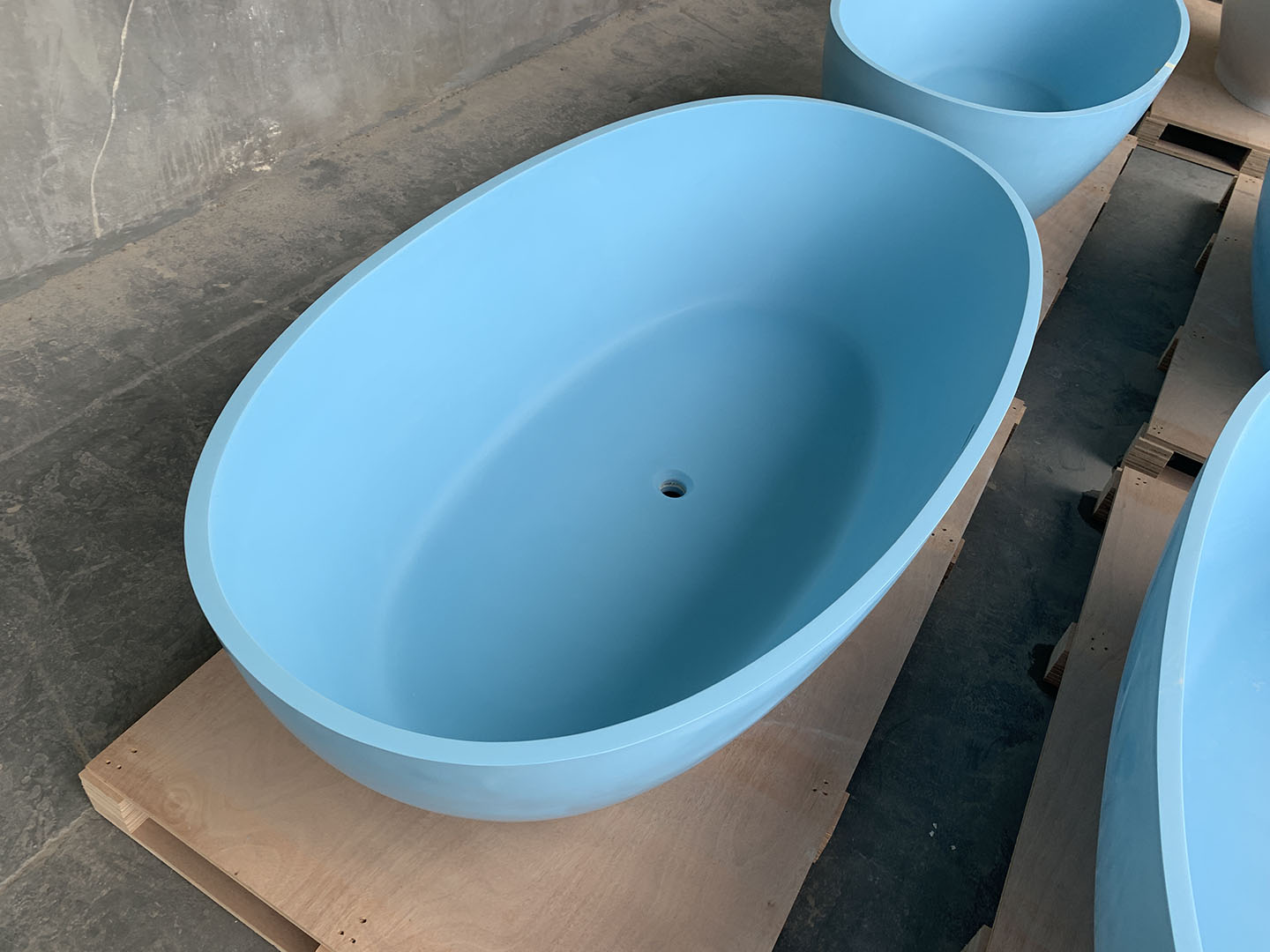 Tiffany Blue Stone Bath - 1700mm - B003-B